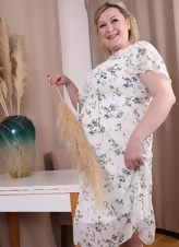 Raw Mature Milf Gallery With Bush And Saggy Tits