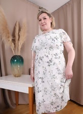 Raw Mature Milf Gallery With Bush And Saggy Tits